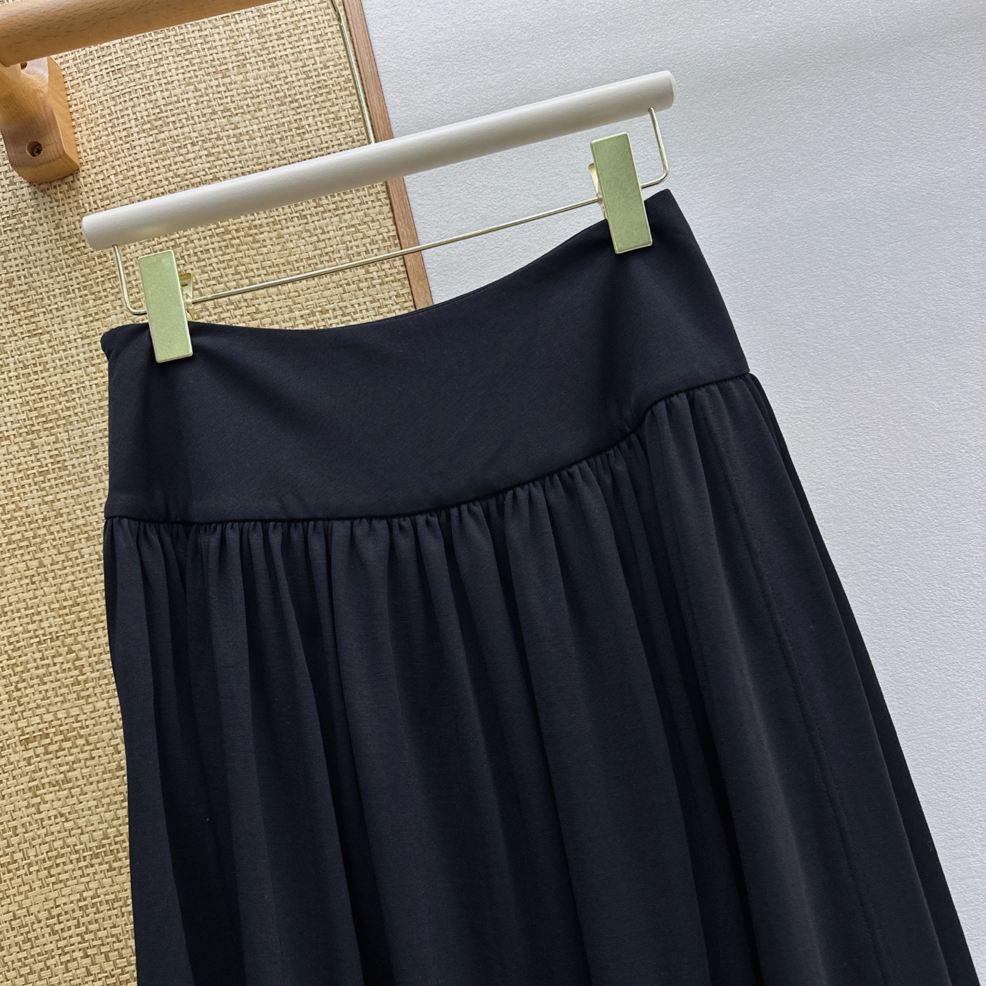 skirts and dresses woman